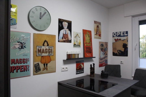 3 rooms with designer furniture and art, with chimney, great balcony, popular location - Gallery - 22