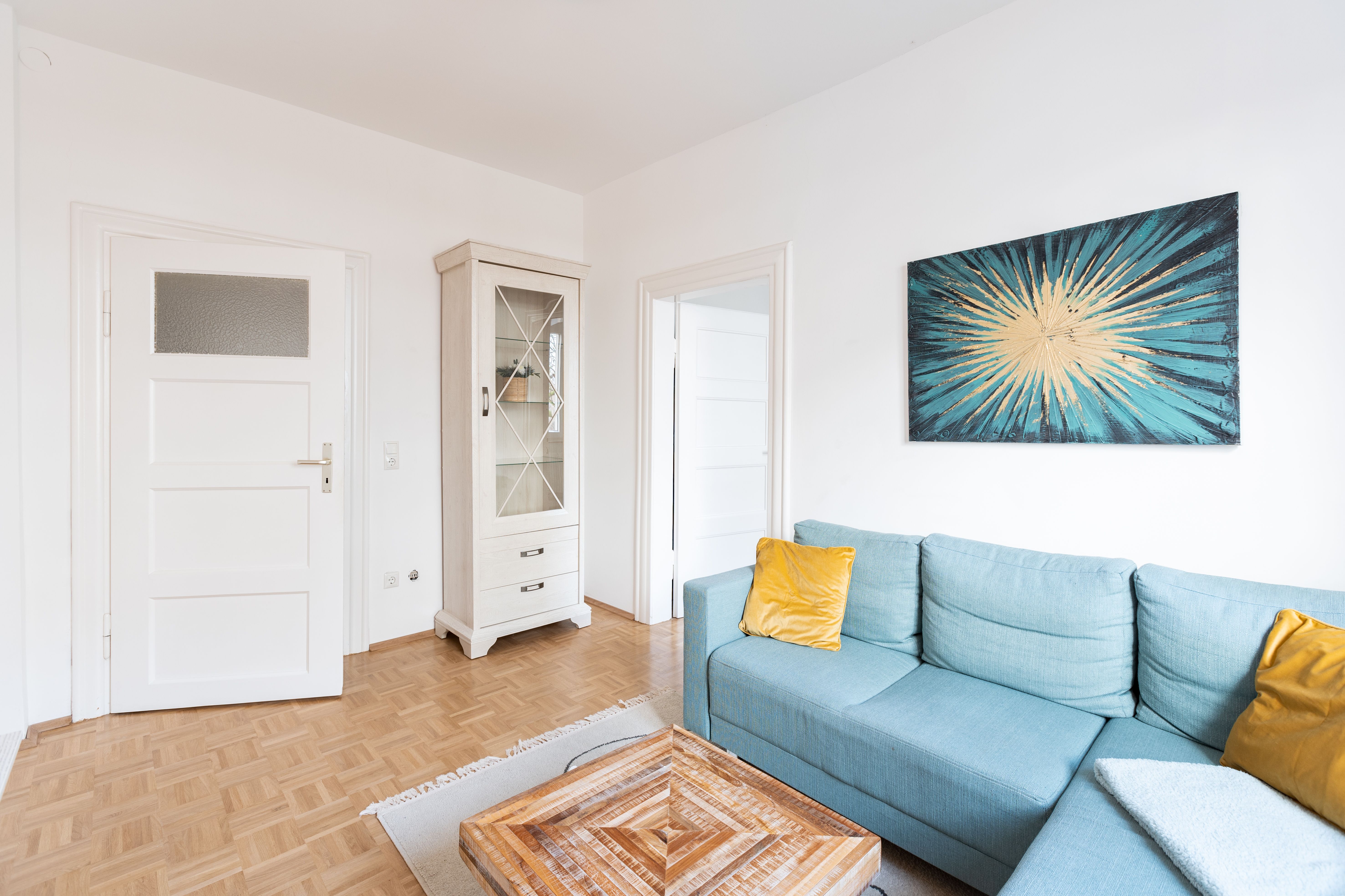 Stylish 2-Room Apartment In Duisburg - West35 - 5