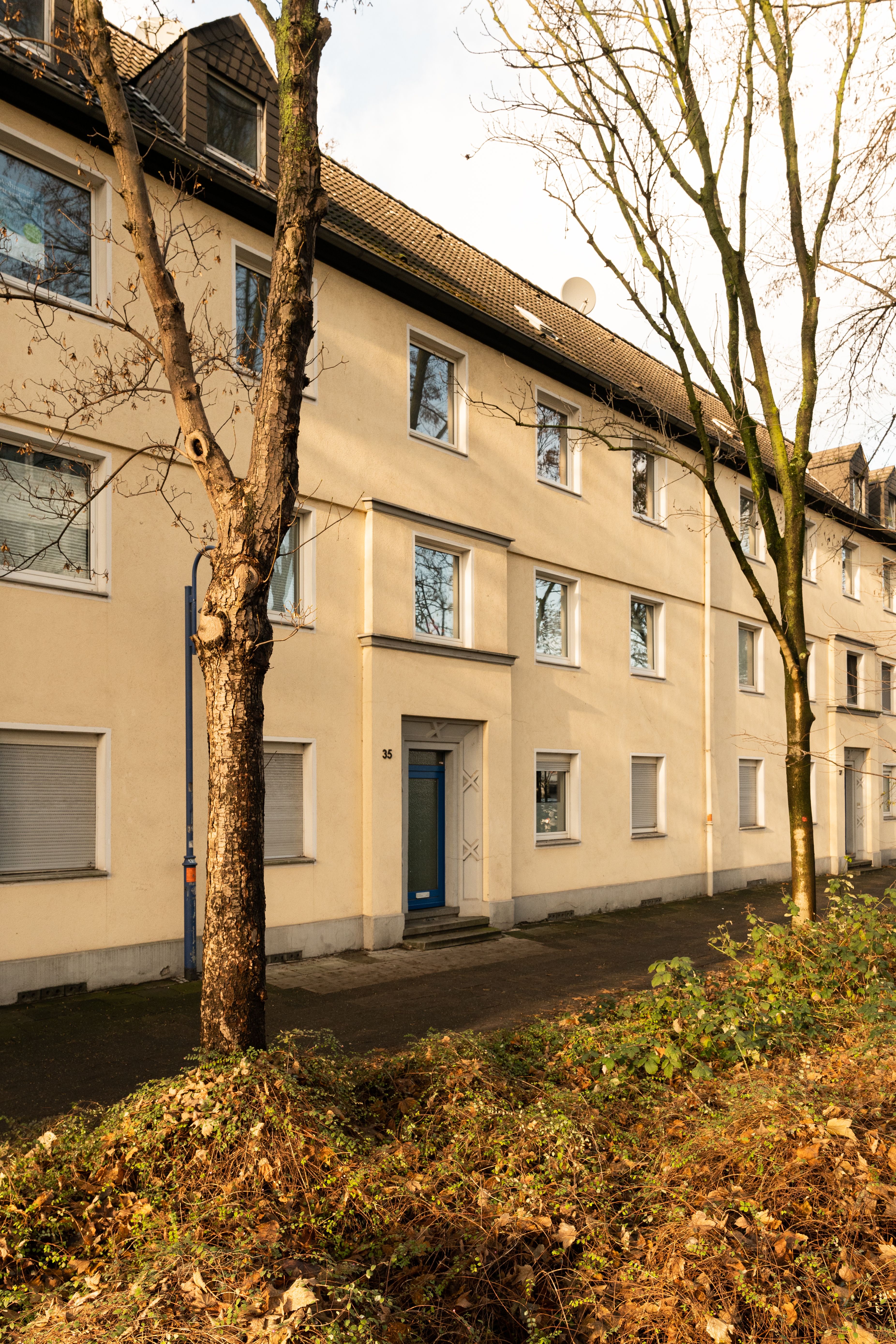 Stylish 2-Room Apartment In Duisburg - West35 - 1