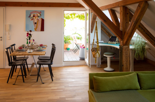 Rooftop Arts & Crafts Apartment with 3 Terraces in Augsburg City - Gallery - 14