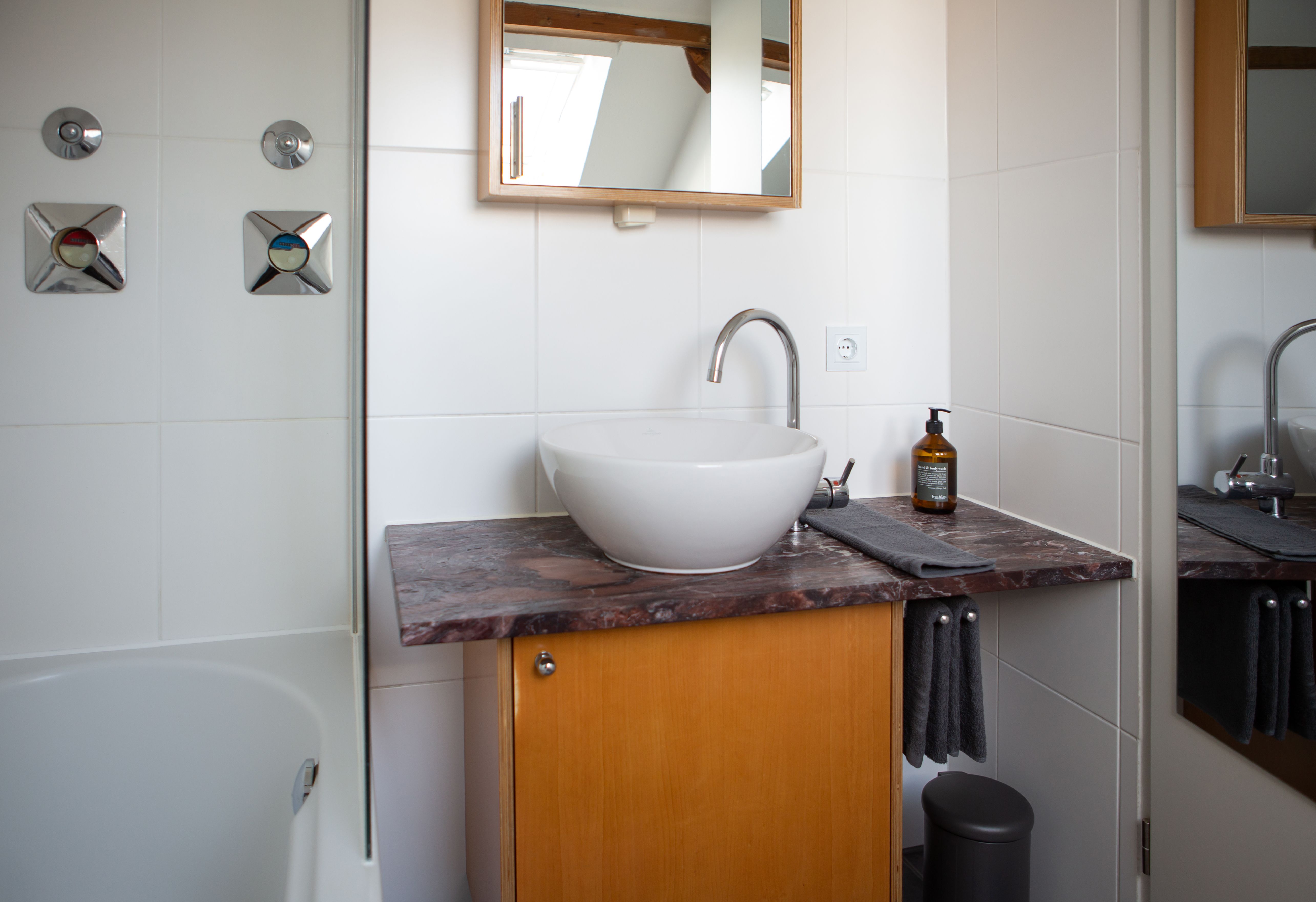 Rooftop Arts & Crafts Apartment With 3 Terraces In Augsburg City - 24