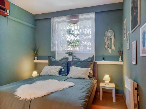 Elegant Apartment at the Heart of the Old Town Market