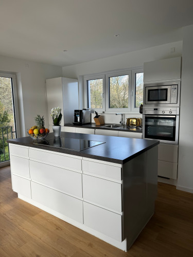 Fantastic, gorgeous suite in excellent location