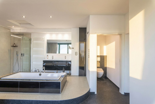 MiLPAU Bochum1: Deluxe Penthouse - Fireplace - Parking - Kitchen for 10 Guests - Gallery - 11