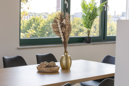 MiLPAU Bochum1: Deluxe Penthouse - Fireplace - Parking - Kitchen for 10 Guests - Gallery - 24