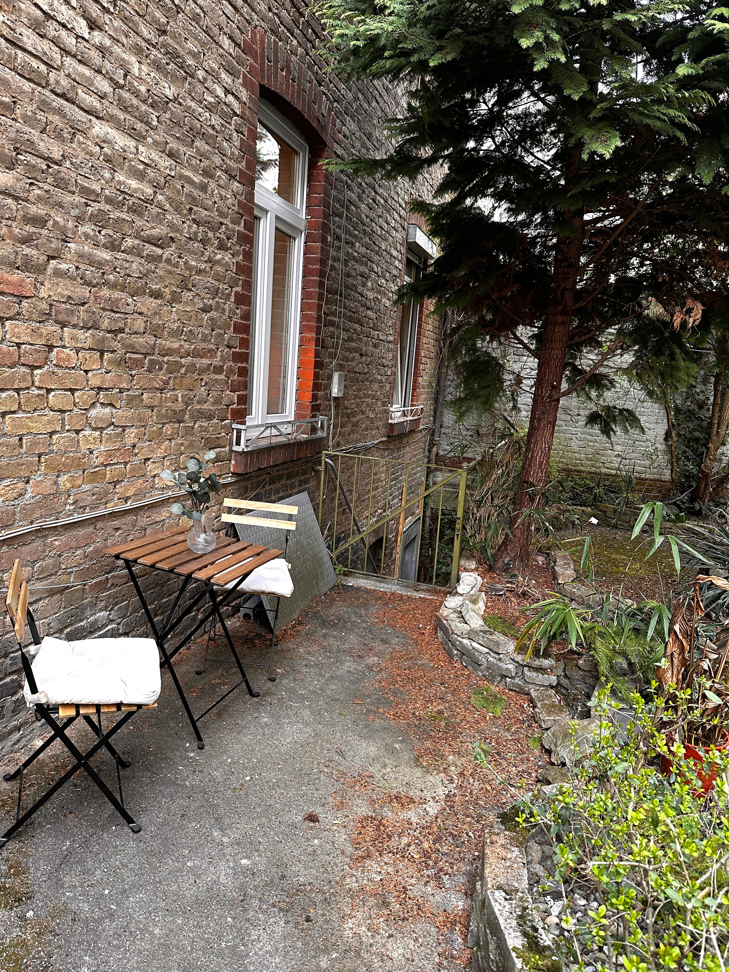  Wonderful Home In A Popular Neighborhood In Wiesbaden  -  Wonderful home in a popular neighborhood in Wiesbaden  - Gallery -  1