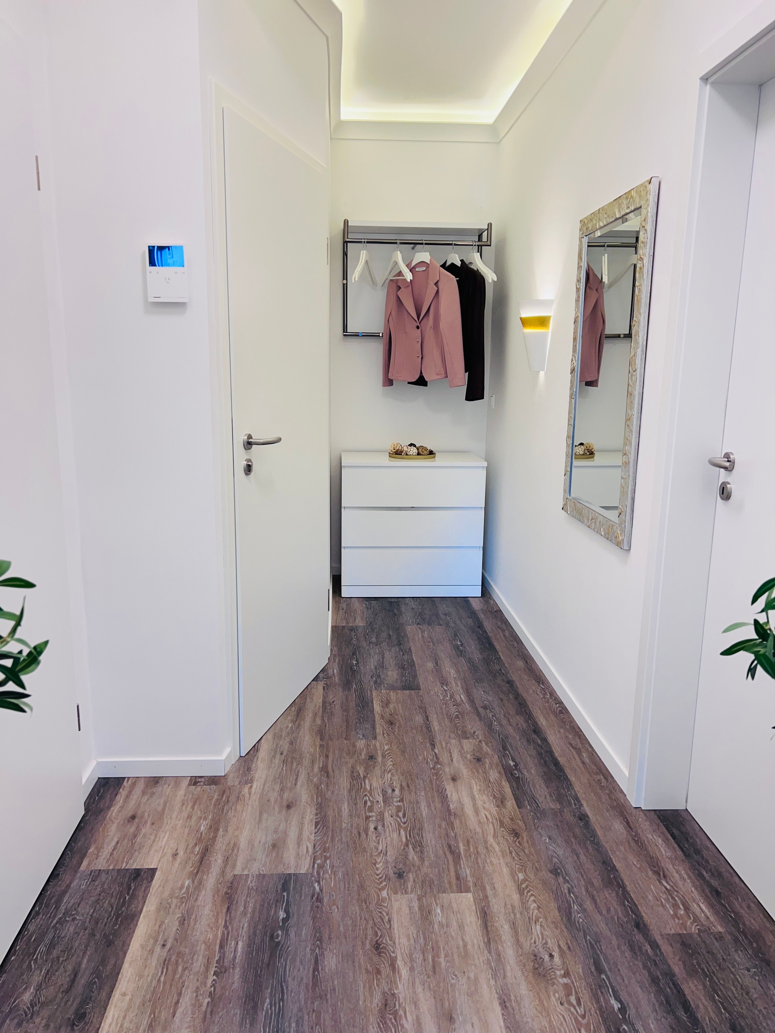 HARMONY - Stylish Central 4-Room Premium Apartment On The Ground Floor With Garden I Barbecue Area I - 8