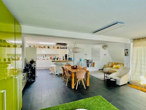 Bright & fashionable home in Wiesbaden