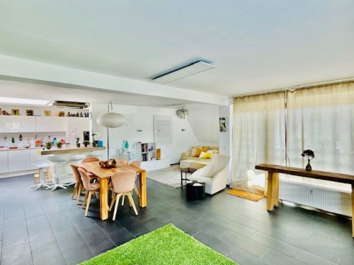 Bright & fashionable home in Wiesbaden