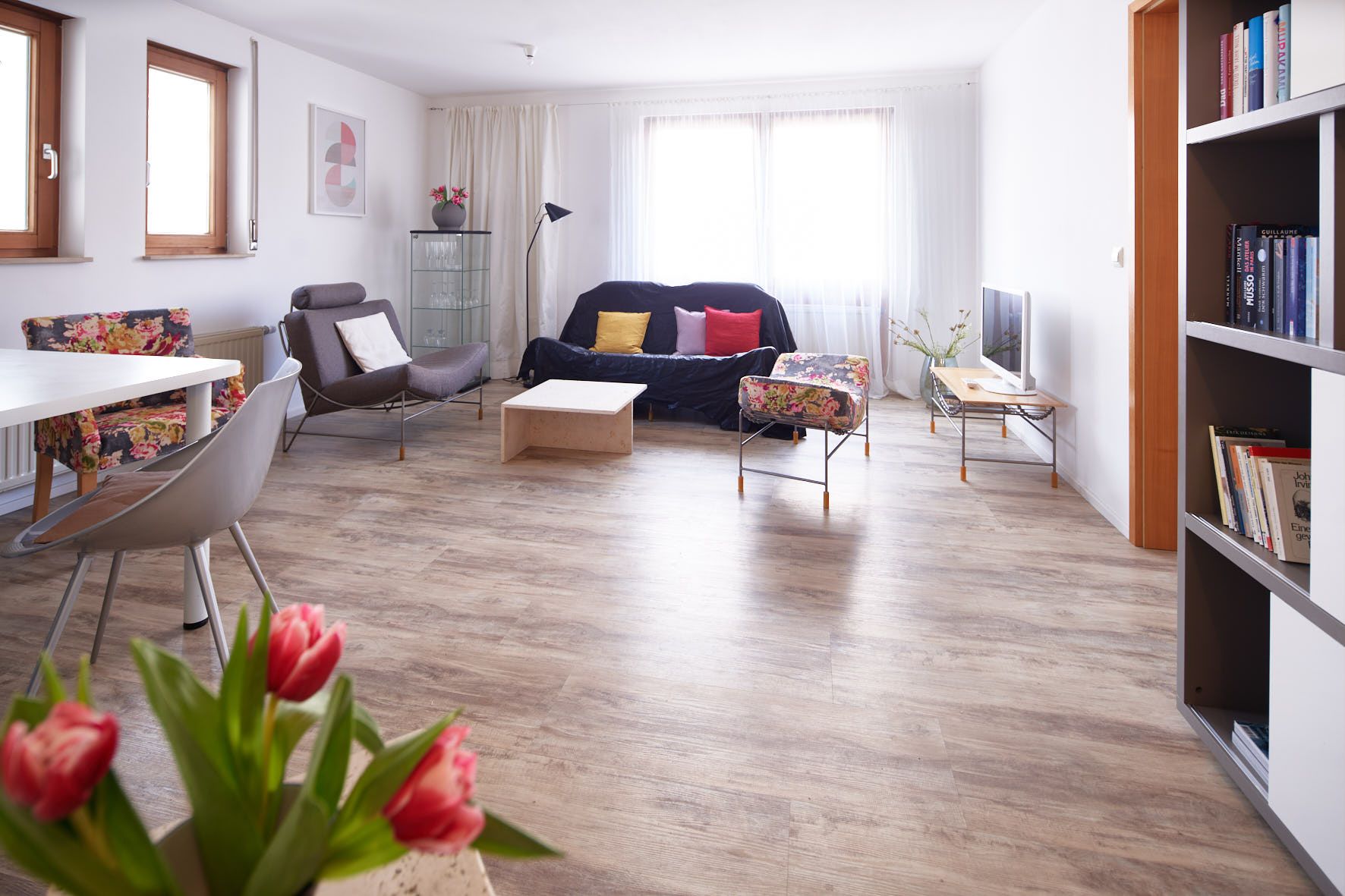 Modern And Tastefully Furnished 2 Room Flat In An Attractive And Quiet Location Near The Blühenden B - 14
