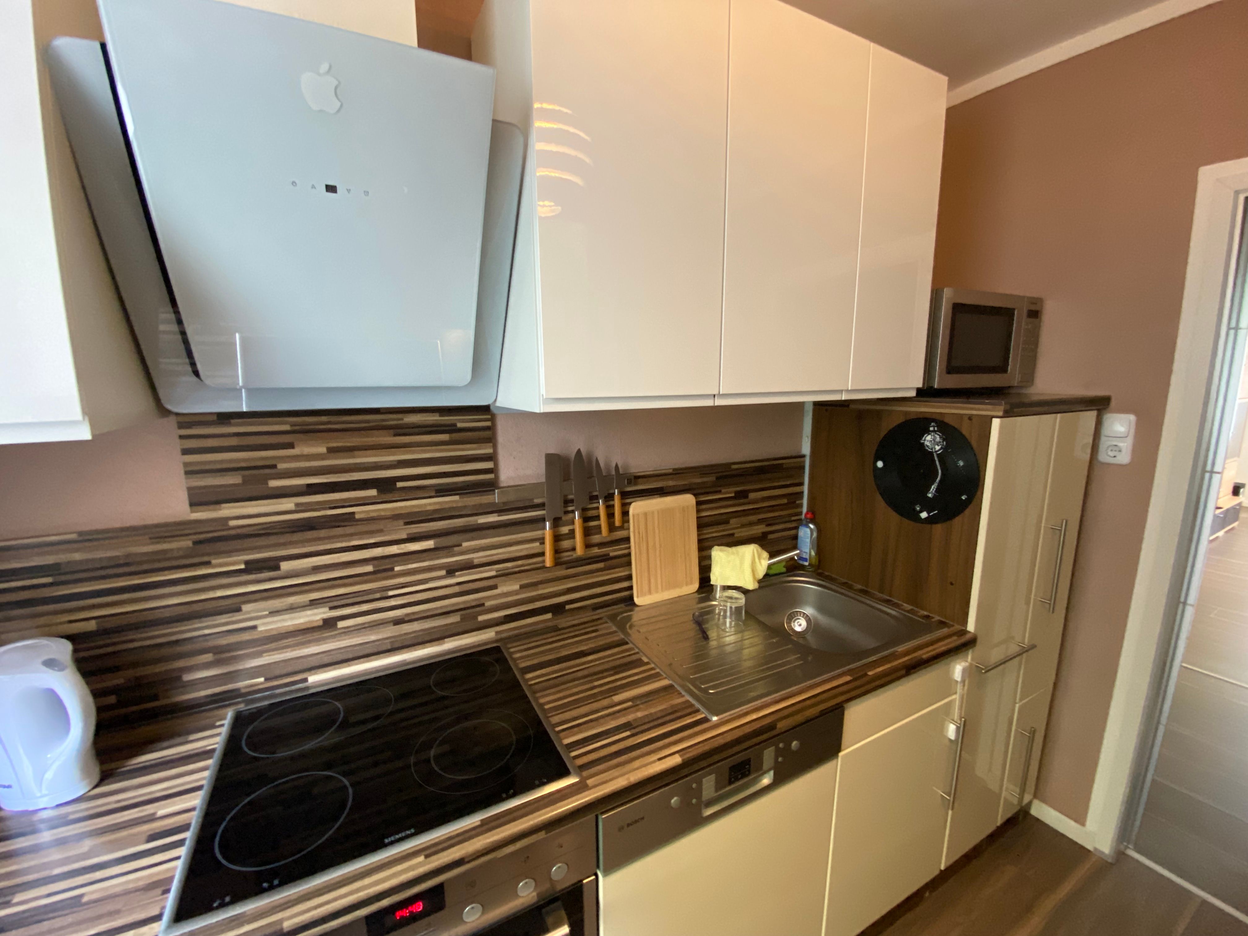  Beautiful Apartment In The Center Of Opladen, Leverkusen. 5 Min. Walk To The Train To Reach Cologne   -  Beautiful Apartment in the Center of Opladen, Leverkusen. 5 min. walk to the train to reach Cologne and/or Düsseldorf. Ground floor.  - Gallery -  18