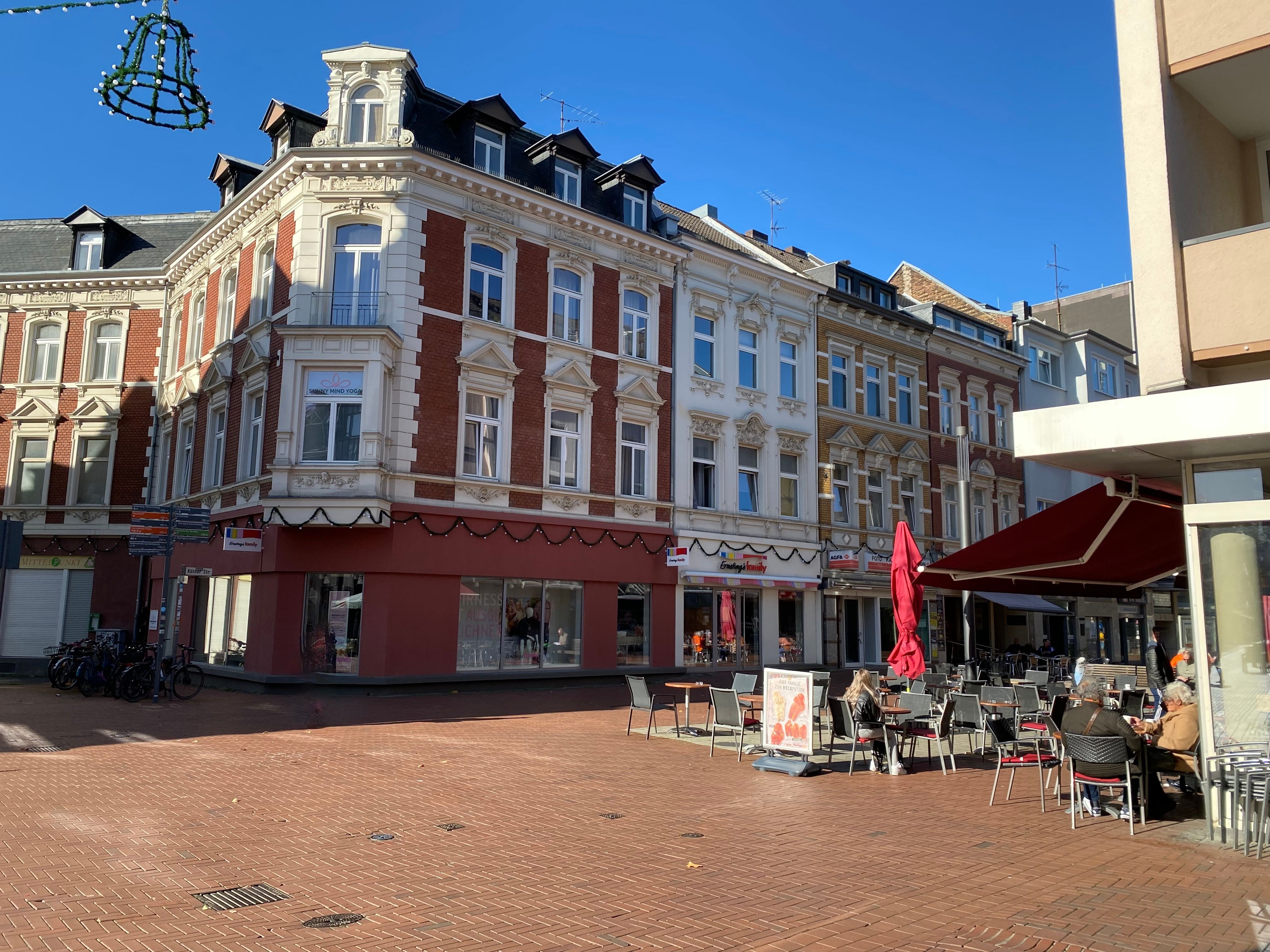  Beautiful Apartment In The Center Of Opladen, Leverkusen. 5 Min. Walk To The Train To Reach Cologne   -  Beautiful Apartment in the Center of Opladen, Leverkusen. 5 min. walk to the train to reach Cologne and/or Düsseldorf. Ground floor.  - Gallery -  5