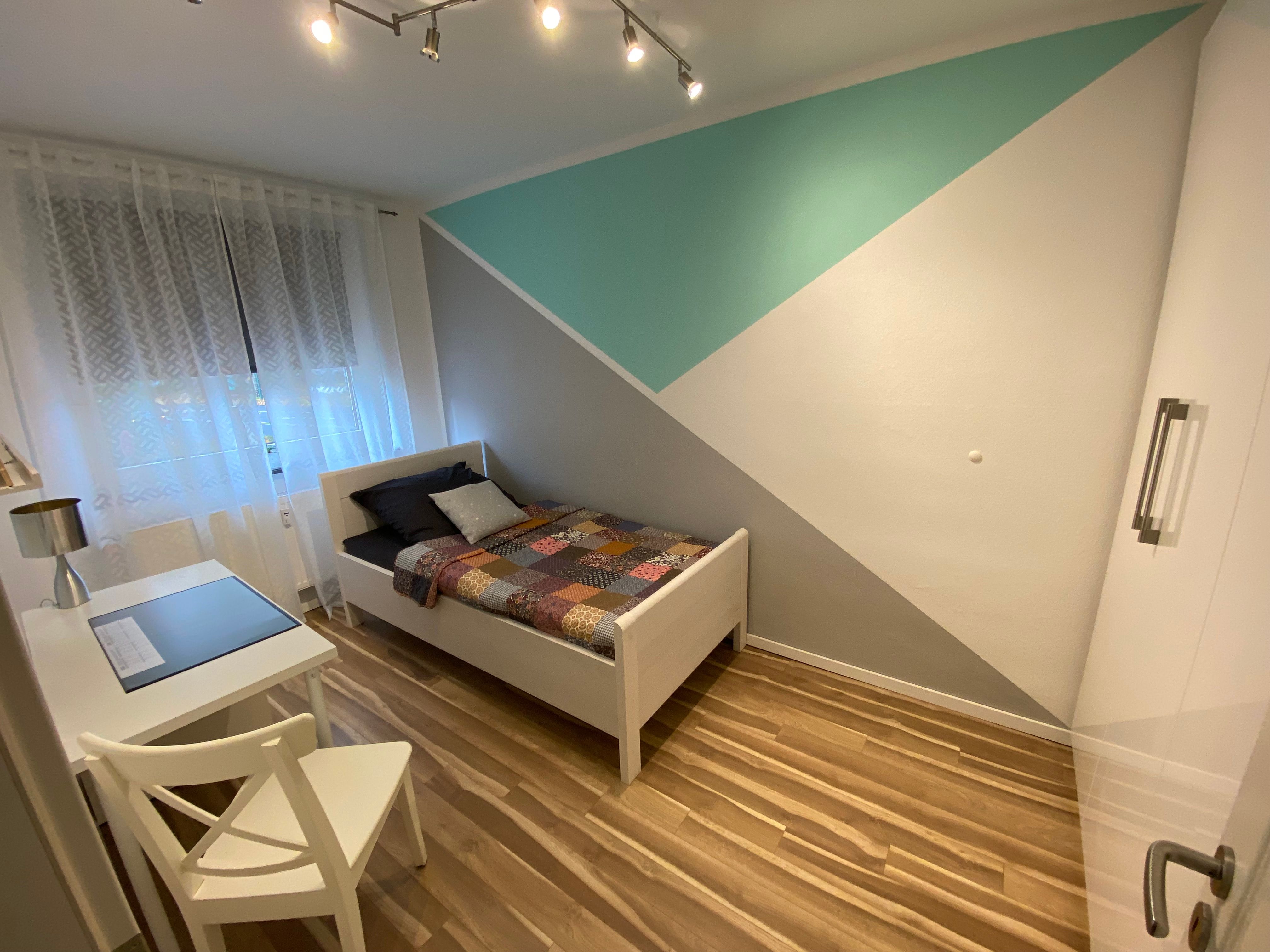  Beautiful Apartment In The Center Of Opladen, Leverkusen. 5 Min. Walk To The Train To Reach Cologne   -  Beautiful Apartment in the Center of Opladen, Leverkusen. 5 min. walk to the train to reach Cologne and/or Düsseldorf. Ground floor.  - Gallery -  23