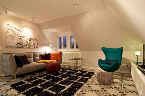 Charming, modern & bright flat in a 1920s villa