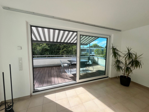 Bright, spacious apartment in Neuss near Düsseldorf, 90 sqm and fully furnished with a private parking space. - Gallery - 10