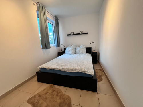 Bright, spacious apartment in Neuss near Düsseldorf, 90 sqm and fully furnished with a private parking space. - Gallery - 4