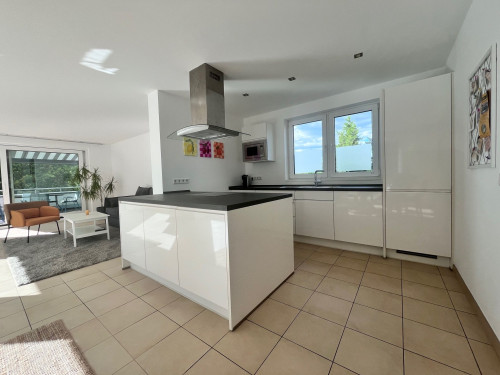 Bright, spacious apartment in Neuss near Düsseldorf, 90 sqm and fully furnished with a private parking space. - Gallery - 6