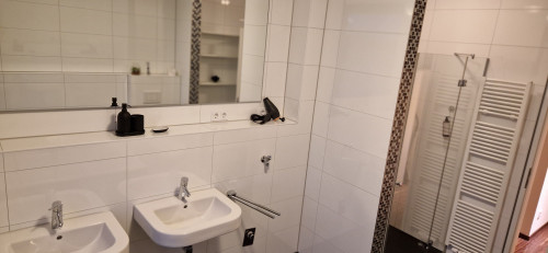 Homey Apartments Harbor Suite - Parking Two Bathrooms Netflix Sea view - Gallery - 8