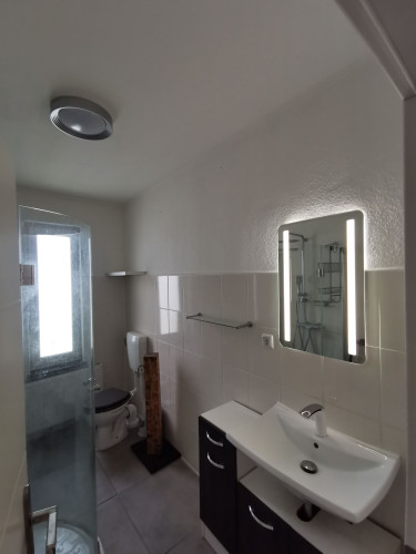 Quiet but central flat with large garden