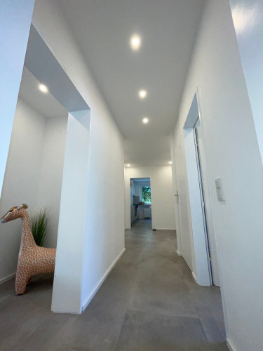 HomesNRW - Luxuriöse 5-Zimmer mit Garten und Balkon