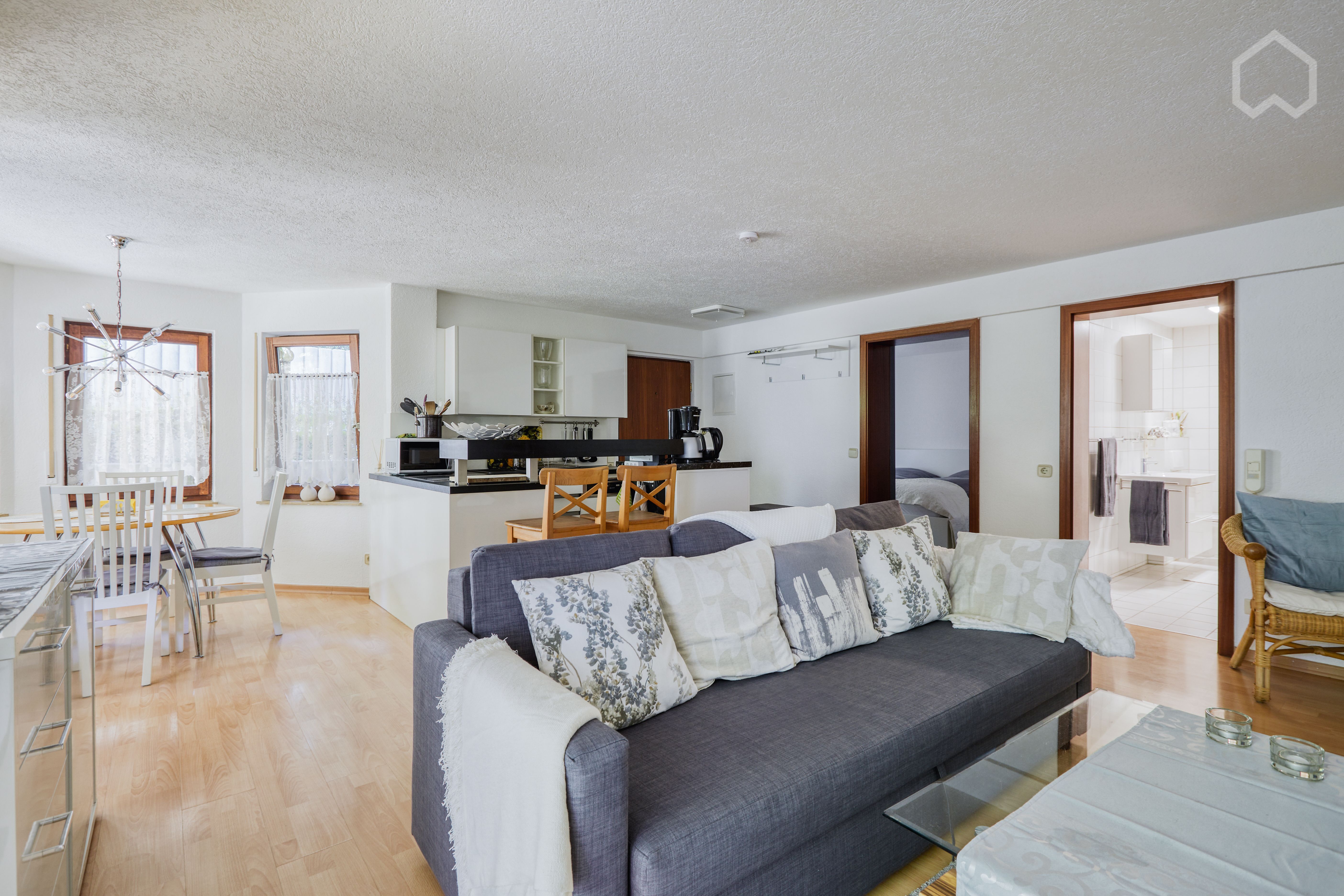  Bright Furnished Apartment With Large Terrace Near Stuttgart  -  Bright furnished apartment with large terrace near Stuttgart  - Gallery -  5