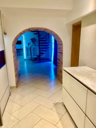 4-Room Loft (200 m²) with Private Terrace in Oberhausen – Fully Furnished, No Deposit, incl. Cleaning Service, BBQ & Parking - Gallery - 31