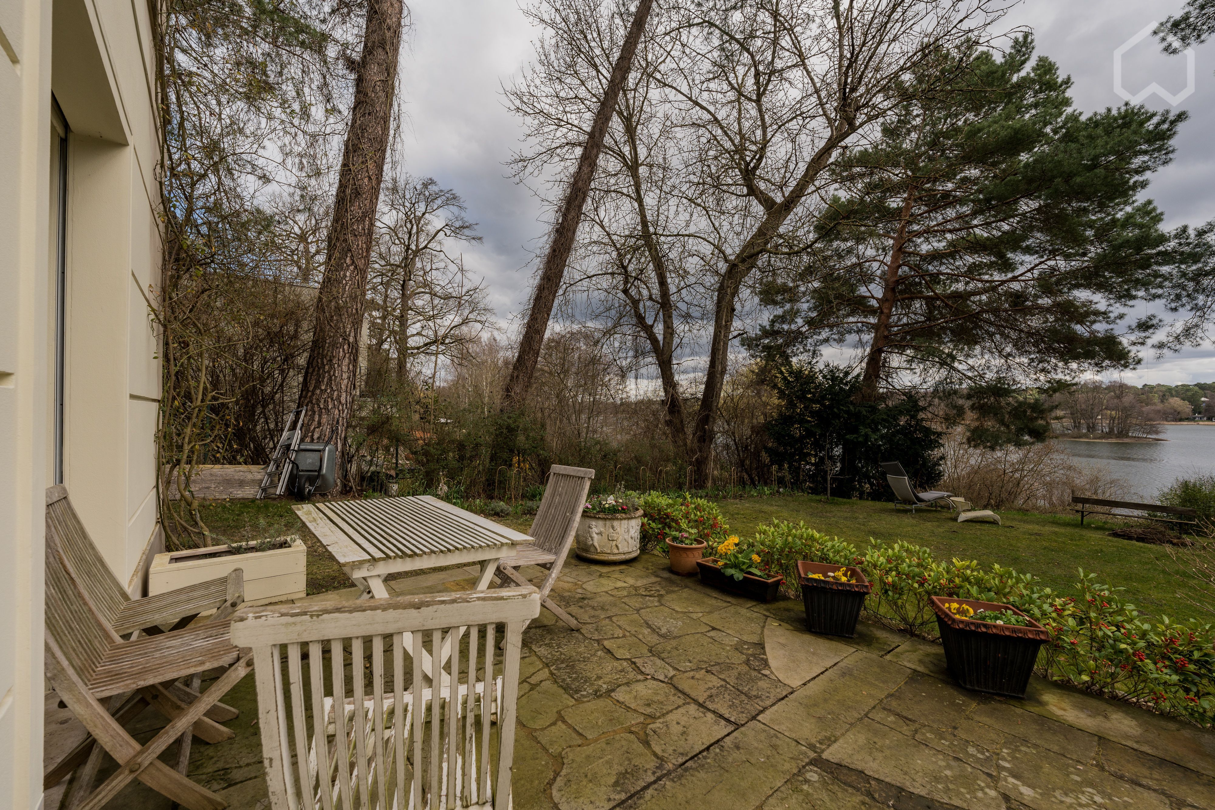  Villa Floor At The Lake  -  Villa floor at the lake  - Gallery -  6