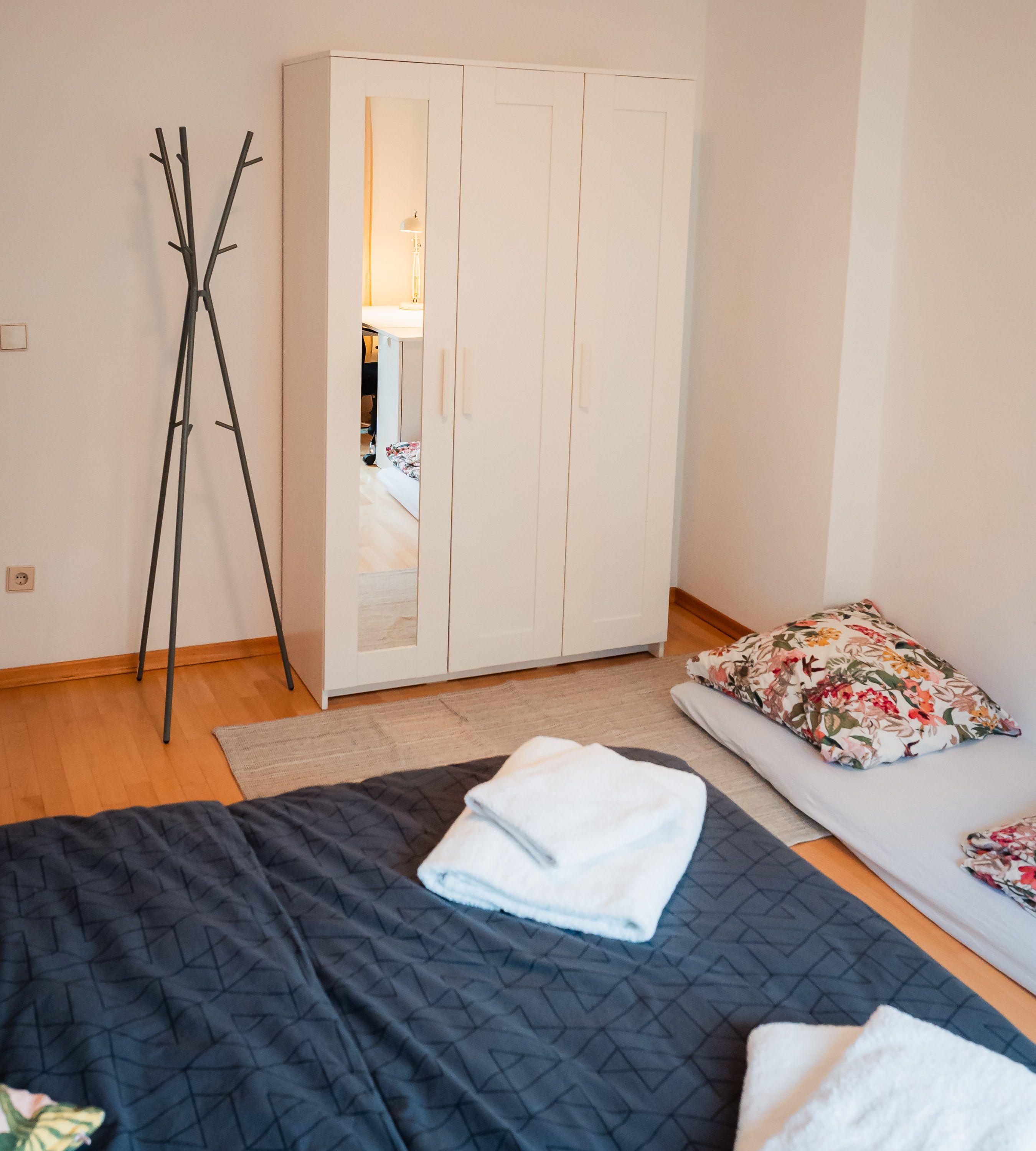  Modern 3-Room Apartment In Top Location  -  Modern 3-room apartment in top location  - Gallery -  75