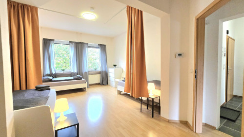 Apartment with 3 rooms, winter garden and kitchen-living room - Gallery - 3