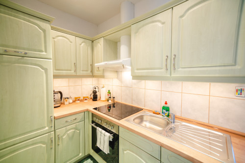 Quiet & Fully Equipped Apartment in Central Gera with Garden – Ideal for Professionals  - Gallery -  5