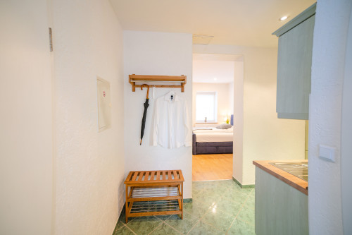 Quiet & Fully Equipped Apartment in Central Gera with Garden – Ideal for Professionals - Gallery - 18