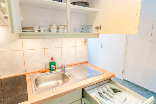 Quiet & Fully Equipped Apartment in Central Gera with Garden – Ideal for Professionals - Gallery - 12