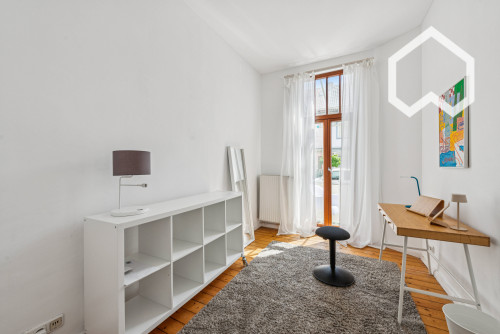 Fully Furnished Altbremer Apartment with Balcony & Winter Garden – Quiet and Central Location in Bremen-Peterswerder - Gallery - 2