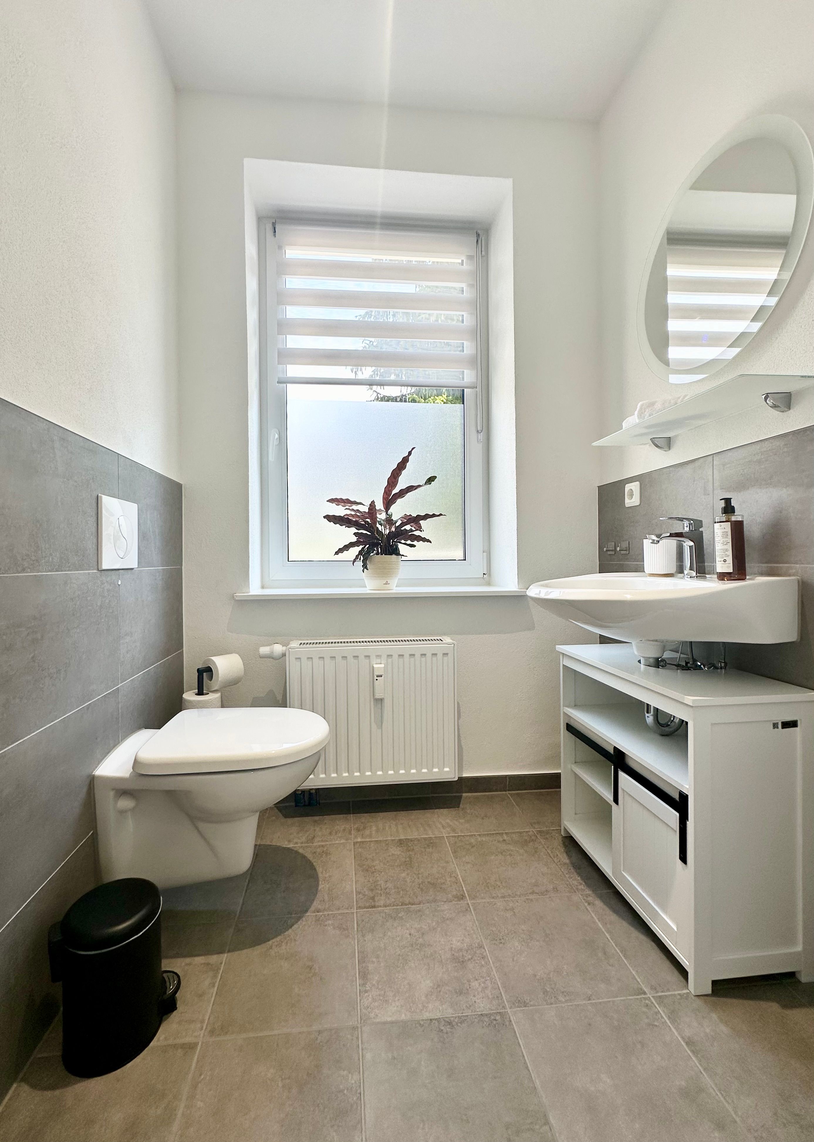 Modern Apartment W/ Queen-Size Bed, NETFLIX, Kitchen, Ground Floor, Near AMEOS Hospital DALIMO | Apa - 8