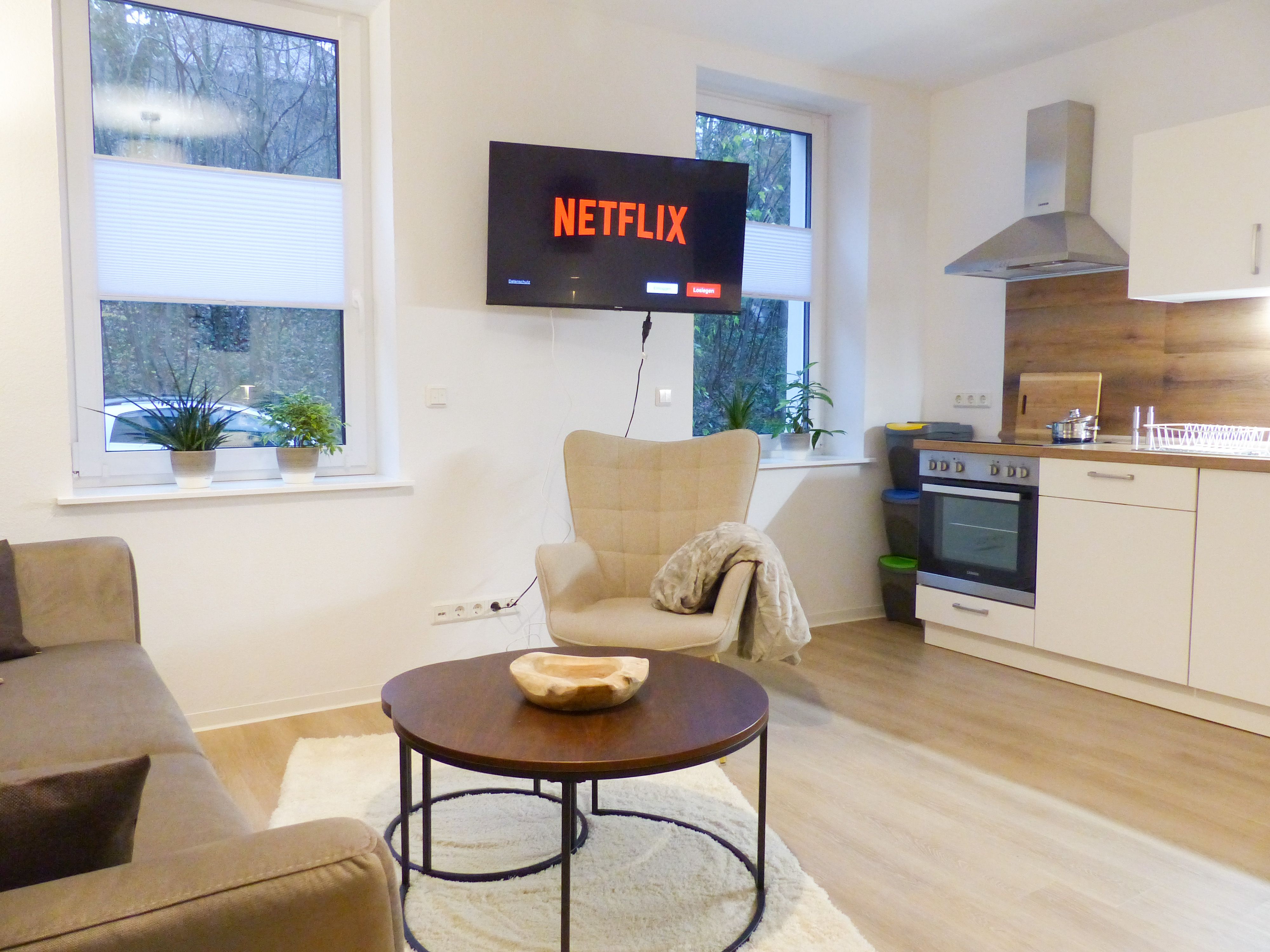 Modern Apartment W/ Queen-Size Bed, NETFLIX, Kitchen, Ground Floor, Near AMEOS Hospital DALIMO | Apa - 33