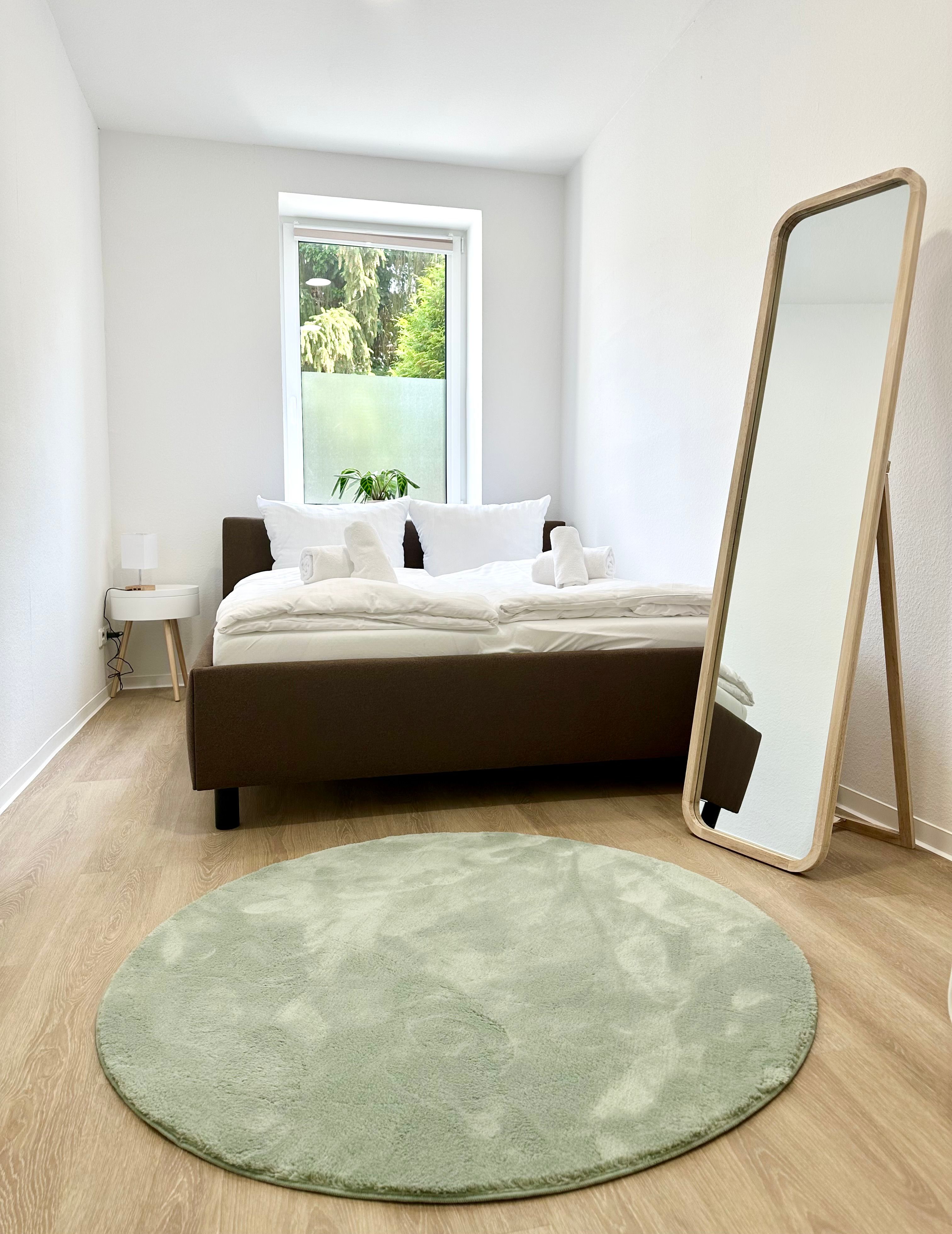 Modern Apartment W/ Queen-Size Bed, NETFLIX, Kitchen, Ground Floor, Near AMEOS Hospital DALIMO | Apa - 35