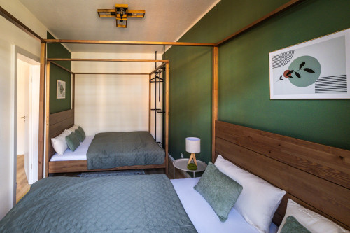 75 Design ElbOase - 2 Separate sleeping spaces - Central washing machine - Train station within walking distance