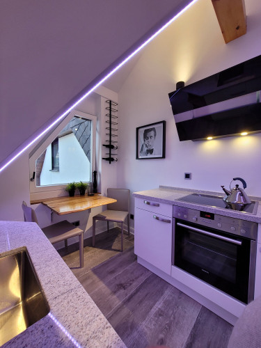 NEW: Luxury Suite, 3 rooms, fully furnished and equipped