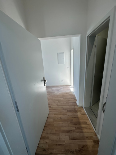 Furnished 2-Room Apartment (60 m²) in Renovated Historic Villa - Gallery - 6