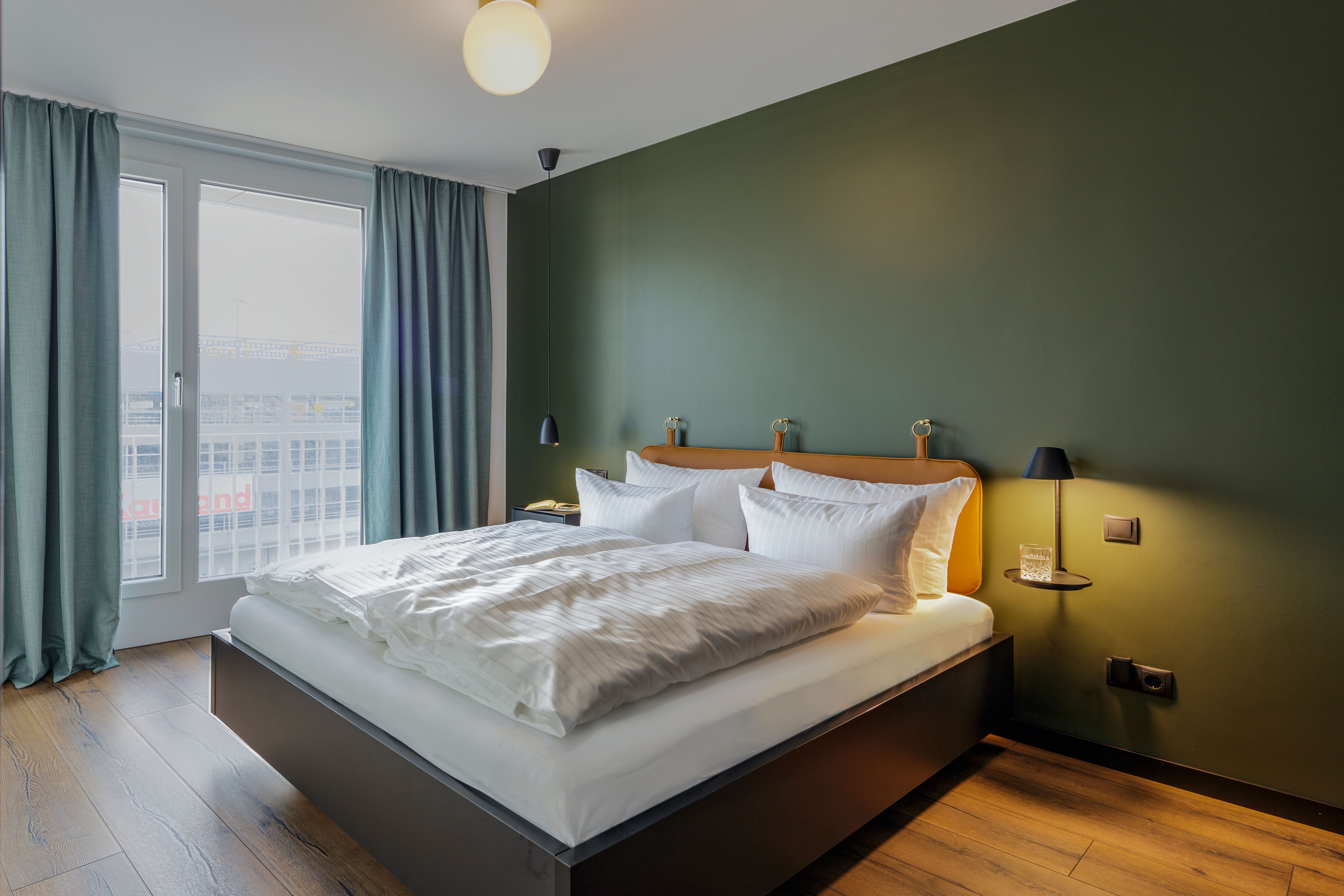  Luxurious Suite In Central New Building  -  luxurious suite in central new building  - Gallery -  10