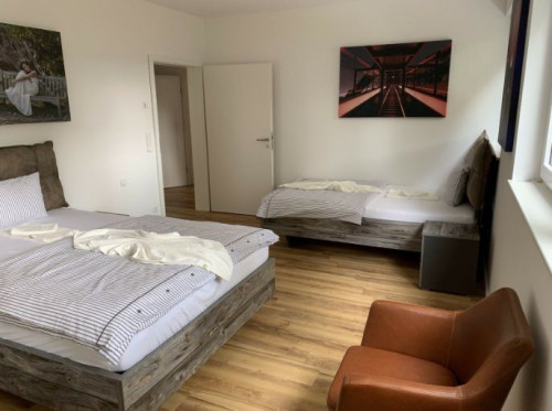 Sunny apartment with large terrace and balcony in a quiet location in Essen - Gallery - 11