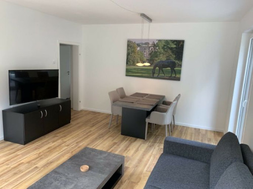 Sunny apartment with large terrace and balcony in a quiet location in Essen