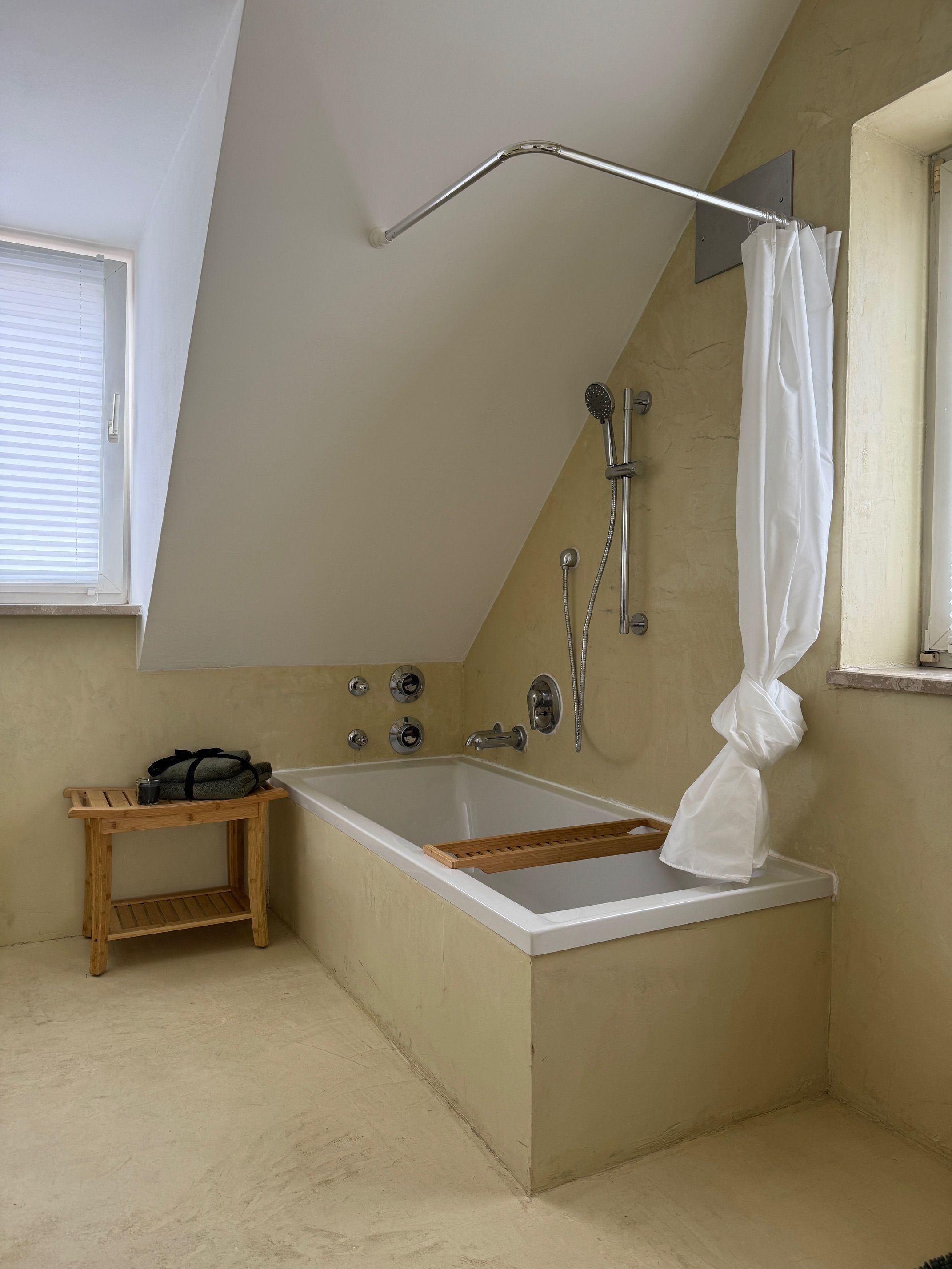  Boutique Apartment In Freising, 13 Minutes From The Airport And Close To Munich  -  Boutique apartment in Freising, 13 minutes from the airport and close to Munich  - Gallery -  4