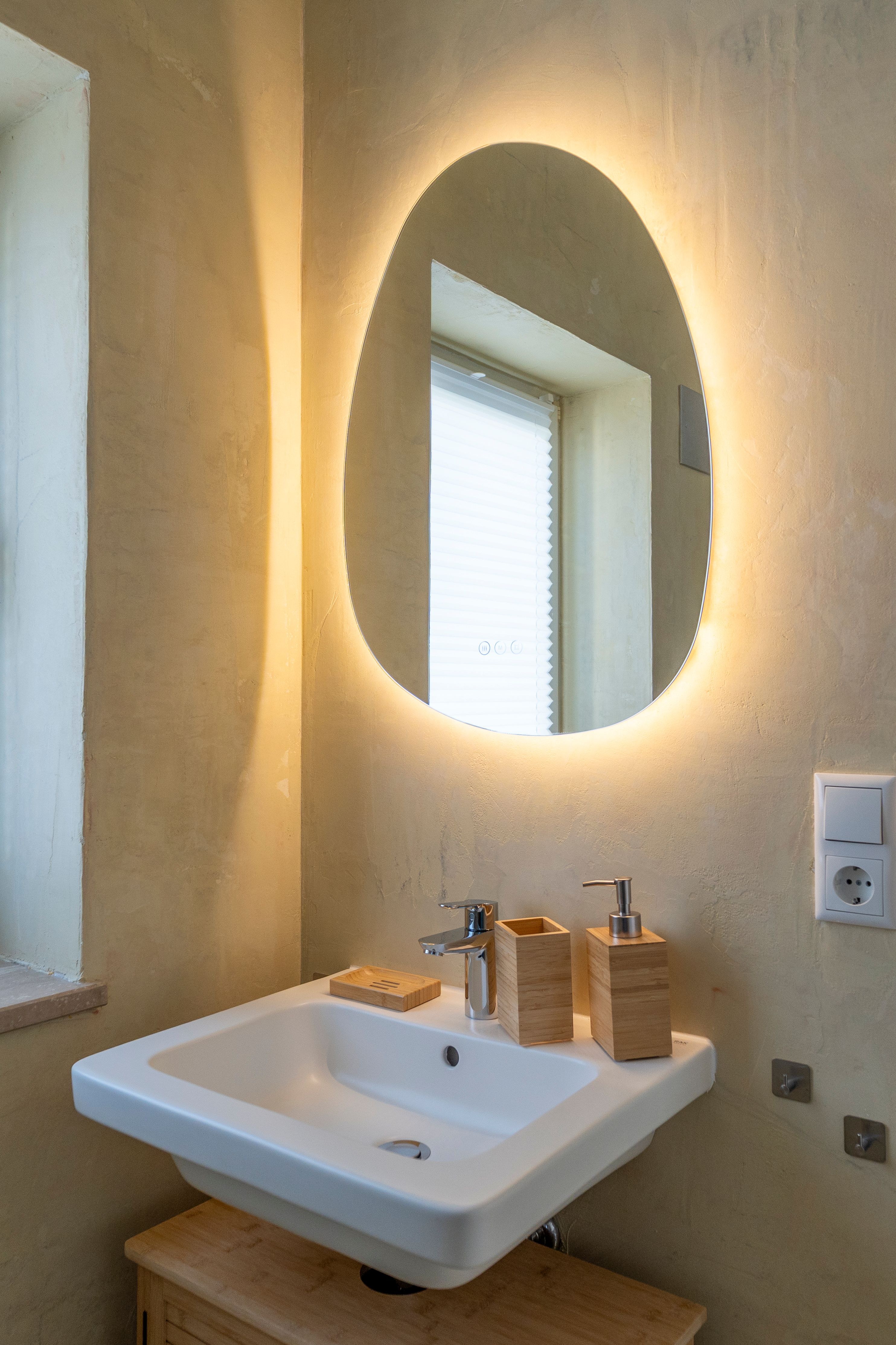  Boutique Apartment In Freising, 13 Minutes From The Airport And Close To Munich  -  Boutique apartment in Freising, 13 minutes from the airport and close to Munich  - Gallery -  5