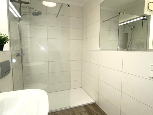 Apartment with home office workspace in Gera (ideal for 1-2 guests) - Karls Apartment B24 - Gallery - 13