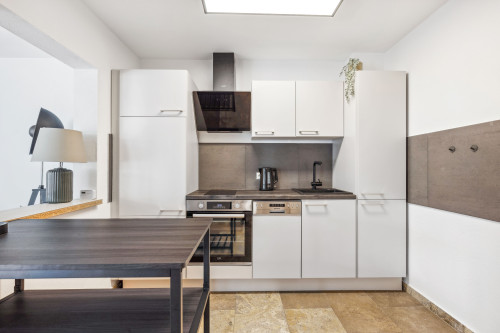 Modern suite (Coburg) - Gallery - 15