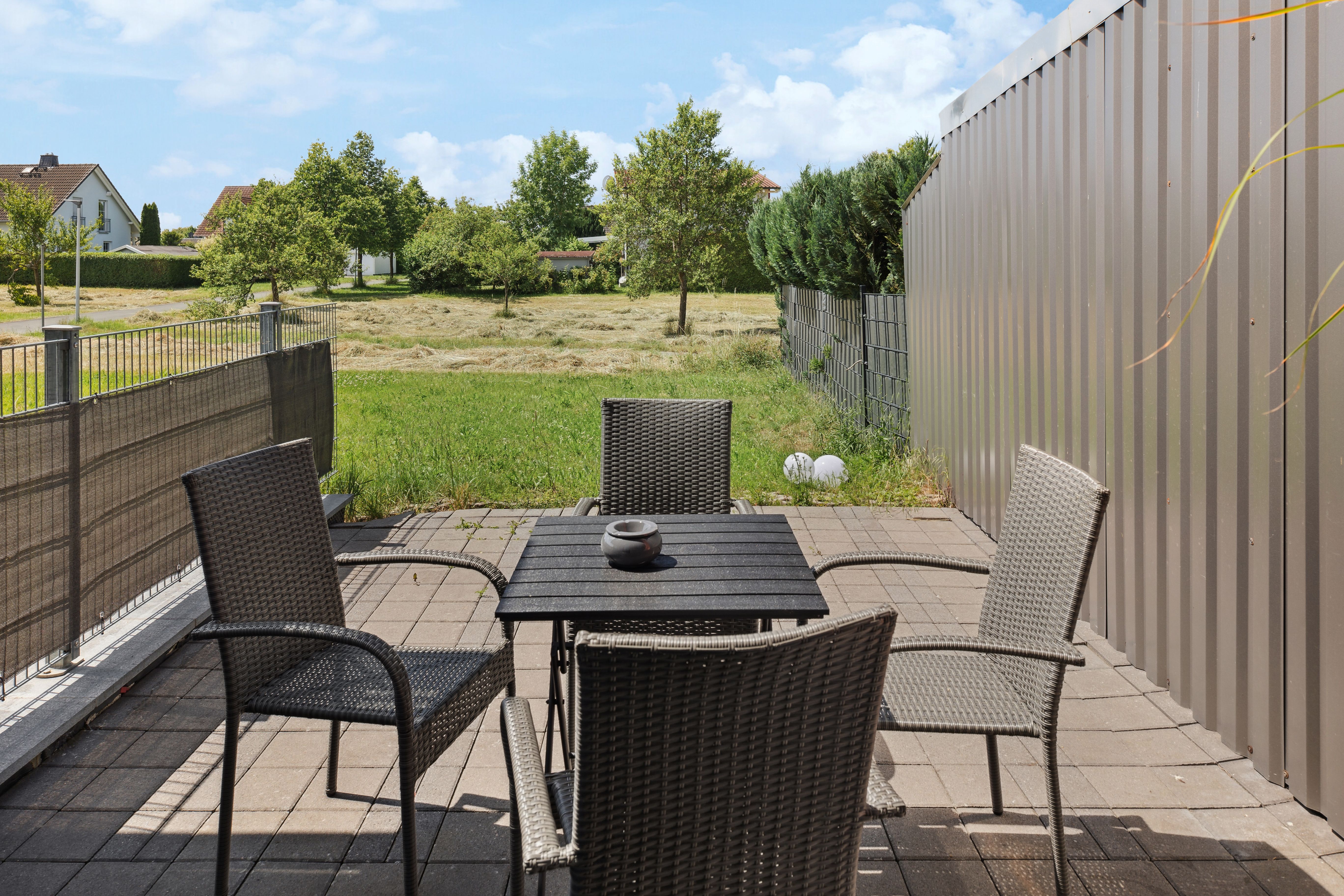 Modern Suite (Coburg) - 21