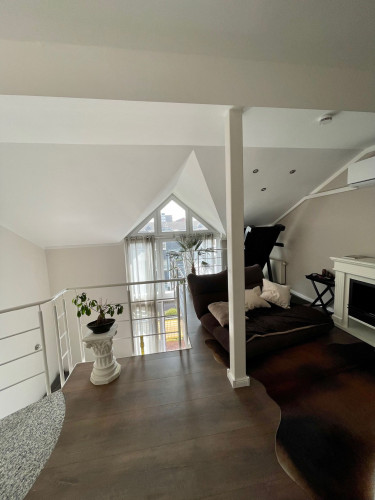 7 Meter hohe Decken, besondere Architektur, wunderschöne Galeriewohnung - Gallery - 18