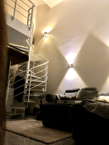 7 Meter hohe Decken, besondere Architektur, wunderschöne Galeriewohnung - Gallery - 11