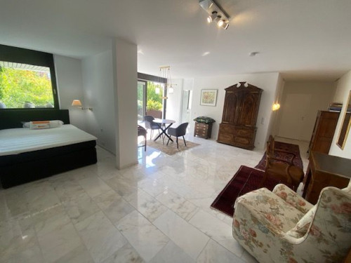 Exclusive terraced house
